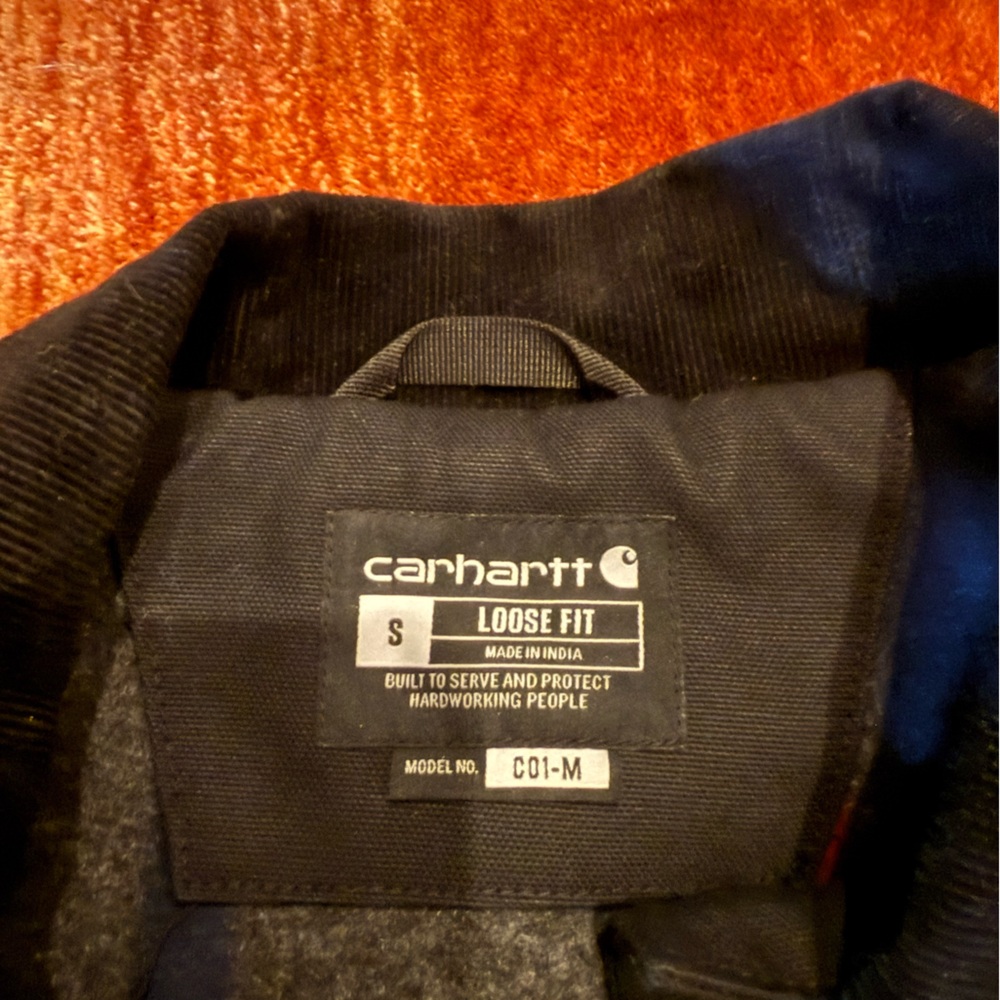 Carhartt men’s chore coat. Size Small. Black. - Picture 2 of 5